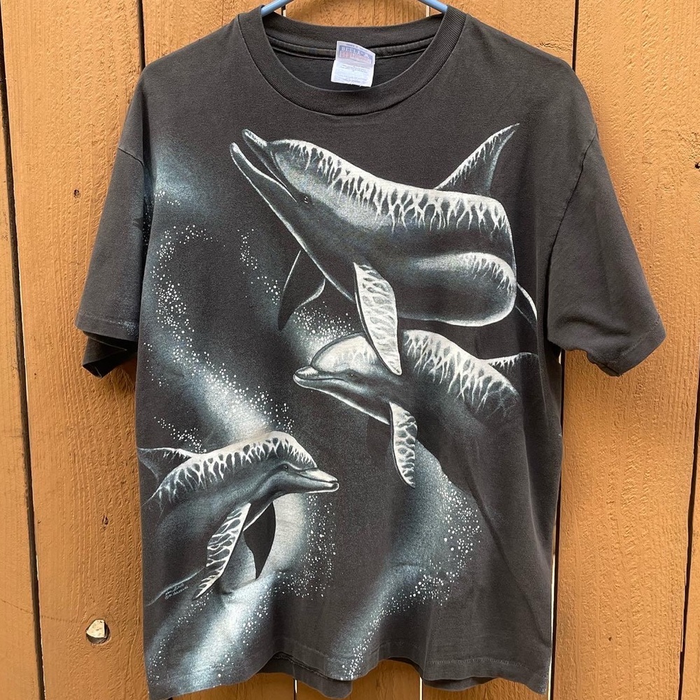 Rare - Vintage - Single stitch T-shirt. Dolphins prints - size Large